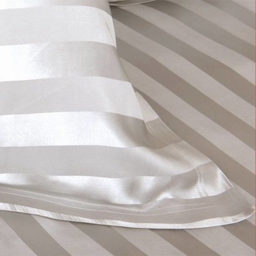 Silk Heaven Zijden dekbedovertrek Stripes Ivoor + gratis service set Silk Heaven Zijden dekbedovertrek Stripes Ivoor + gratis service set