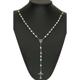 Ketting wit kraal kruisje Ketting wit kraal kruisje