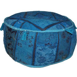 Blauwe vrolijke poef Blauwe vrolijke poef
