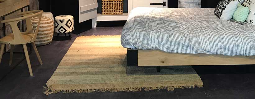 Jute vloerkleed in de slaapkamer