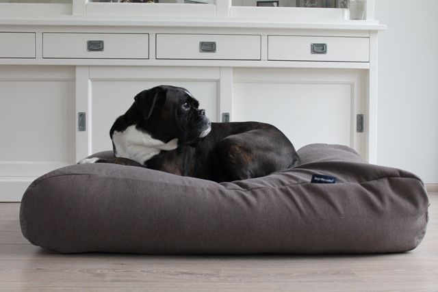Afbeelding Hondenbed taupe meubelstof large door HondenBed