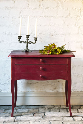 Annie Sloan Burgundy 05
