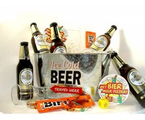Cadeautips Bierpakket Warsteiner Bierkoeler + Flesopener Cadeautips Bierpakket Warsteiner Bierkoeler + Flesopener