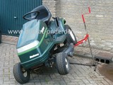 Zitmaaier Heftoestel voor het Makkelijker Schoonmaken van het Maaidek en Onderhoud Werkzaamheden ook voor Quad - ATV