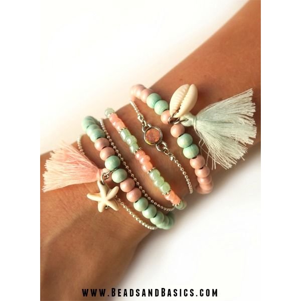 Summer Bracelets In Mint And Pink Beads Basics Summer Bracelets In Mint And Pink