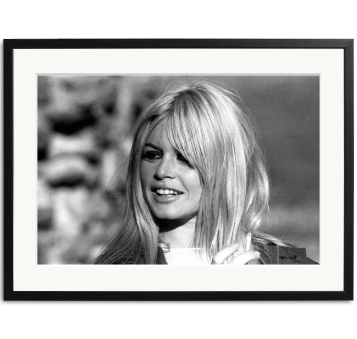 Black-and-white pictures of Brigitte Bardot are wonderful accessories.
