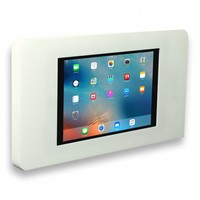 iPad 9,7-inch muurhouder inclusief een Apple Air 32GB Wi-Fi, vlak tegen wand montage; Piatto, wit