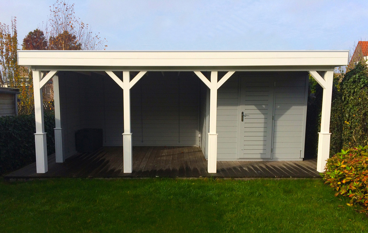 Tuinhuis verven in de kleuren wit en grijs