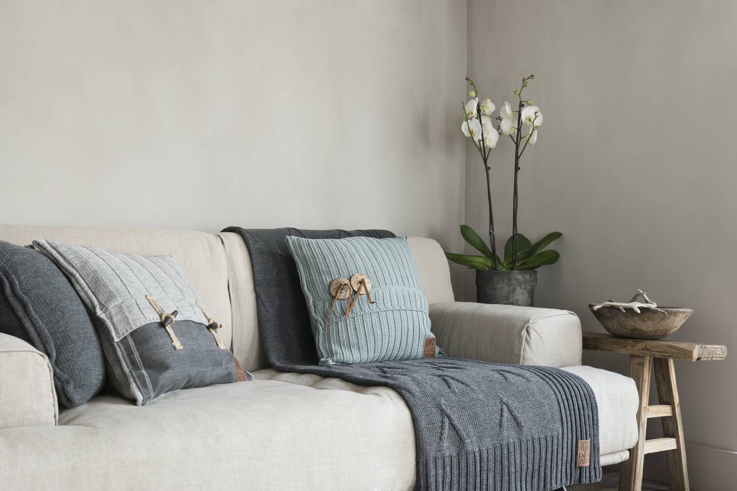 Winterproof met sierkussens en plaids