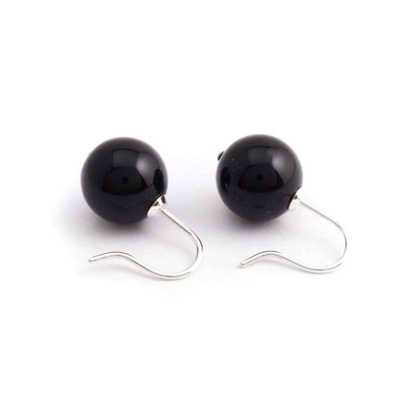 Zwarte parel oorbellen in de kleur Mystic black pearl van Krikor