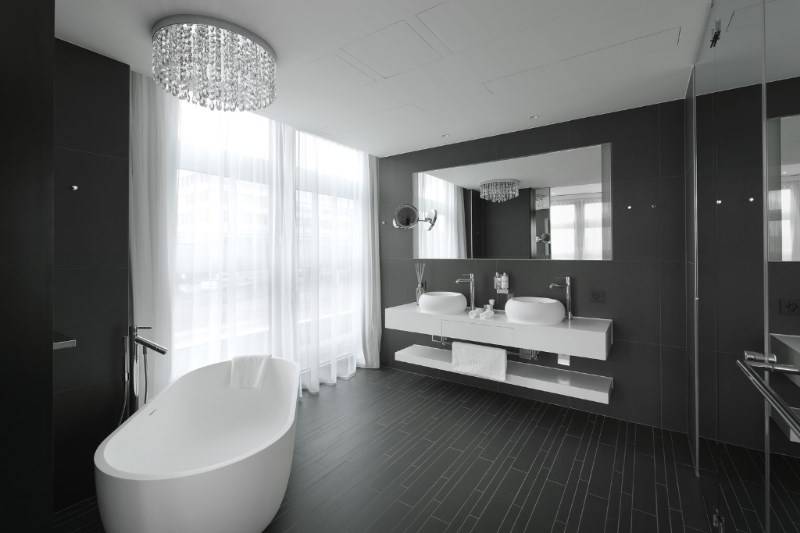 Marike in alle 245 hotelkamers van het prestigeuze Kameha Zurich