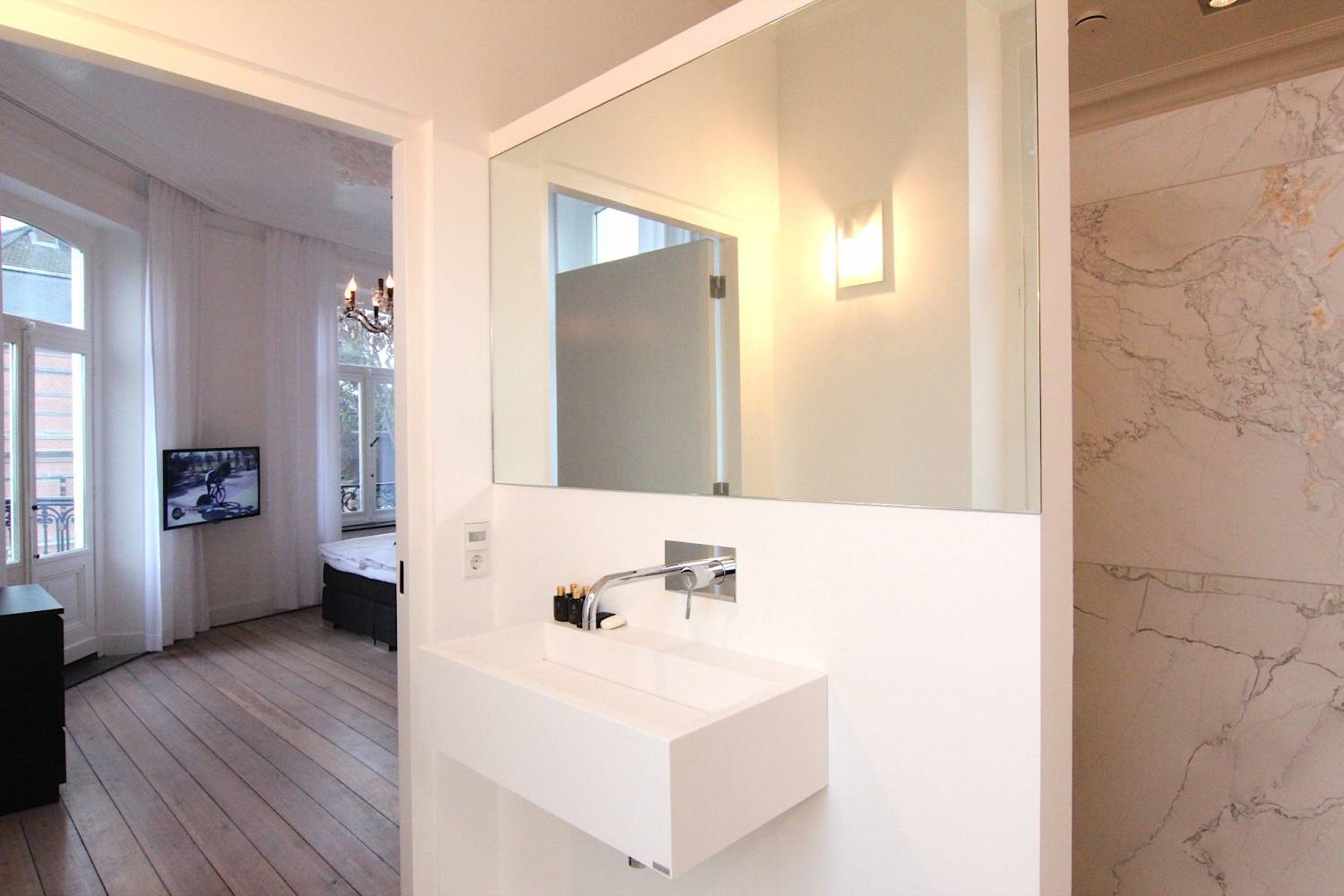 Marike Pulse in Hoogenweerth Townsuites Maastricht