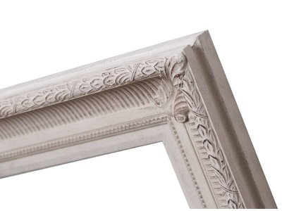 Bari - unieke (gebroken) witte lijst van hout
