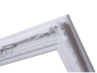 Nice - witte barok lijst met ornament