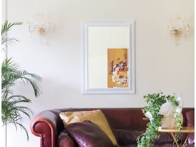 Nyons - Spiegel met Barok Ornamentlijst - Wit Gekleurd Frame