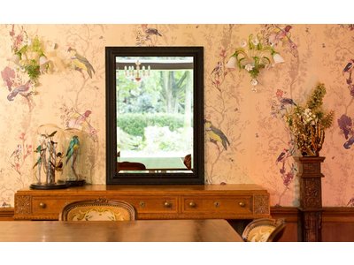 Nyons - Spiegel met Barok Ornamentlijst - Zwart Gekleurd Frame