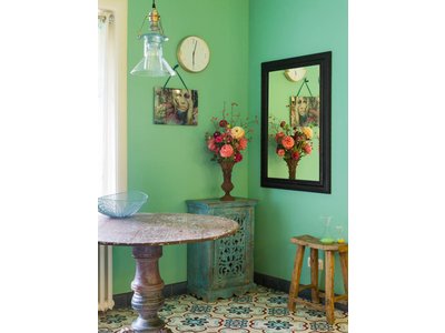 Nyons - Spiegel met Barok Ornamentlijst - Zwart Gekleurd Frame