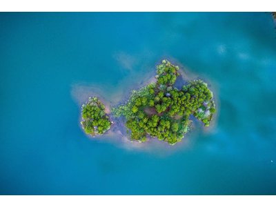Onbewoond eiland by Nathan Anderson