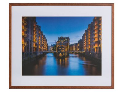Hamburg by Claudio Testa