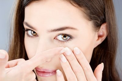 Populaire contactlenzen van dit moment, de daglenzen en maandlenzen