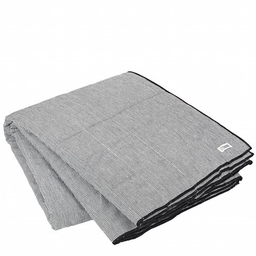 Broste Copenhagen plaid 'Nava' zwart/wit - 130 x 170 cm Broste Copenhagen plaid 'Nava' zwart/wit - 130 x 170 cm