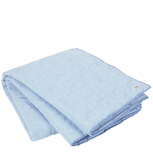 Broste Copenhagen plaid 'Nava' blauw/wit - 130 x 170 cm Broste Copenhagen plaid 'Nava' blauw/wit - 130 x 170 cm
