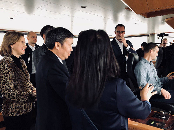 Minister op SALUTÉ ontvangen door Bridgescout BV