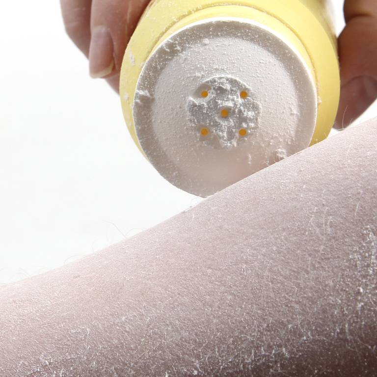 Harsen in de winter: hars komt niet van huid af!