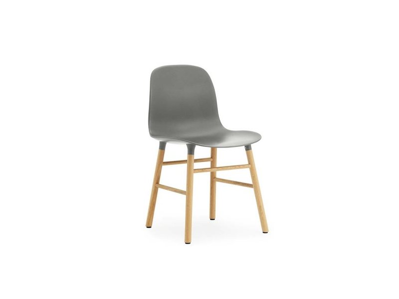 Normann Copenhagen Form Oak Grey Living And Co Normann Copenhagen Form Stuhl Eiche Grau