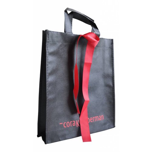 Draagtassen van non woven met lint 25x7x29cm Draagtassen van non woven met lint 25x7x29cm