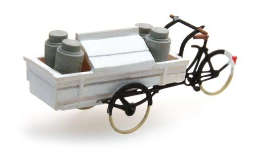 Milchlieferrrad, 1:160, Fertigmodell aus Resin, lackiert