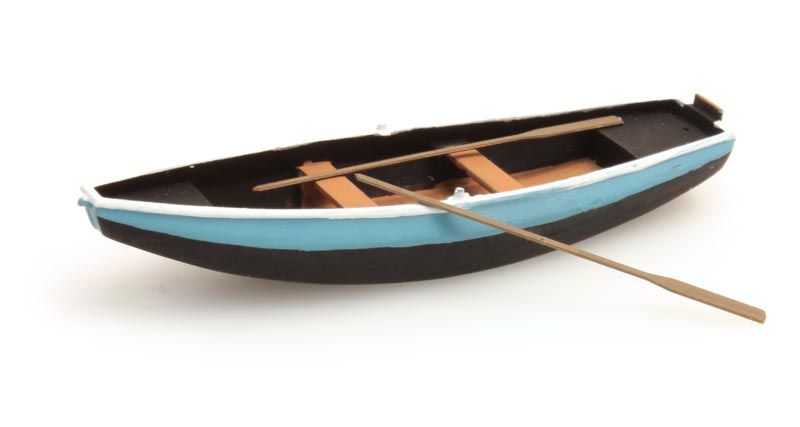Ruderboot aus Stahl blau