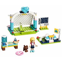 41330 Friends Stephanie`s voetbaltraining