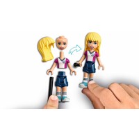 41330 Friends Stephanie`s voetbaltraining