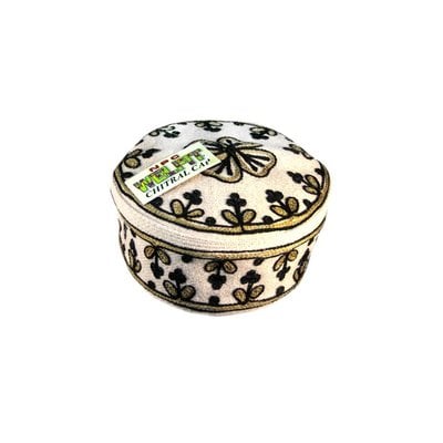 Chatrali cap with embroidery / Gr. M / L (54/56)