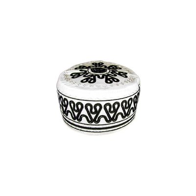 Omani cap with embroidery / Gr. M (54)