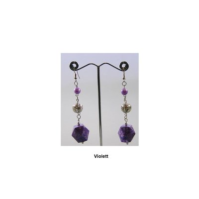 Chandelier earrings beads in different colors