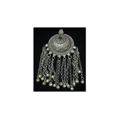 Tribal Pendant - Brüstchenform with chain