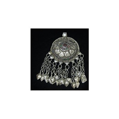 Tribal Pendant - Brüstchenform with chain
