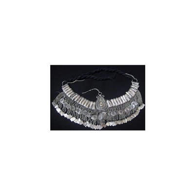 Headdress tribal with fishes