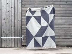 Decken & Plaids im skandinavischen Design