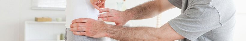 Tips tegen rugklachten na het slapen: steviger slapen
