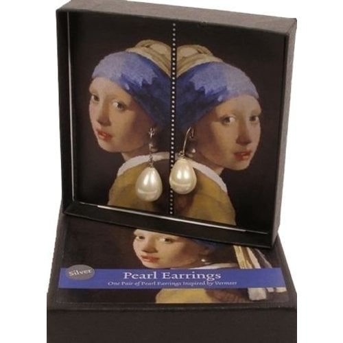 Earrings of the Girl with the Pearl Earrings of the Girl with the Pearl