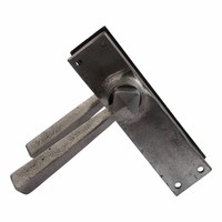 Gietijzeren deurkruk op schild - blind - Pewter