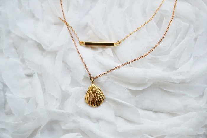 Golden Minimalistic Duo