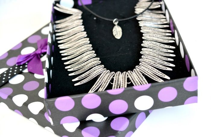 Statement en choker