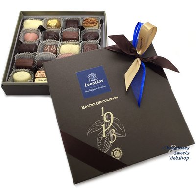 Leonidas Santiago (bruin) met 21 Pralines
