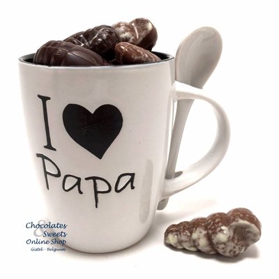 Weiße tasse 'I love Papa' mit 230g Meeresfrüchte