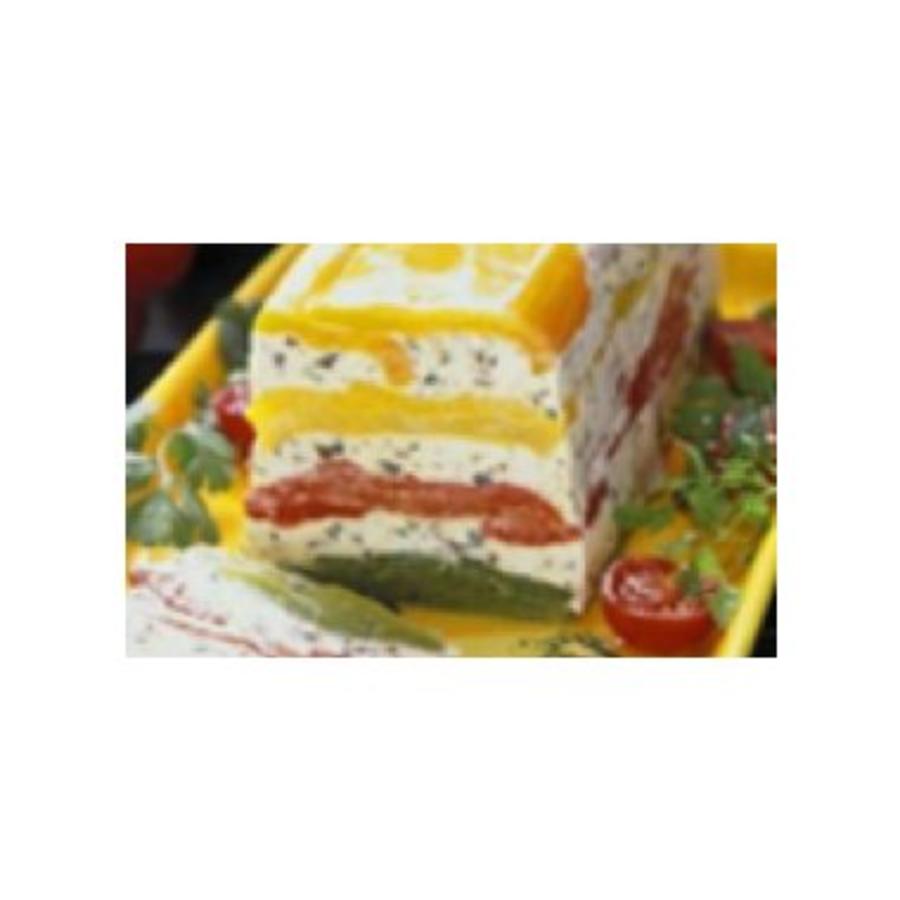 Terrine van drie kleuren paprika met geitenkaas