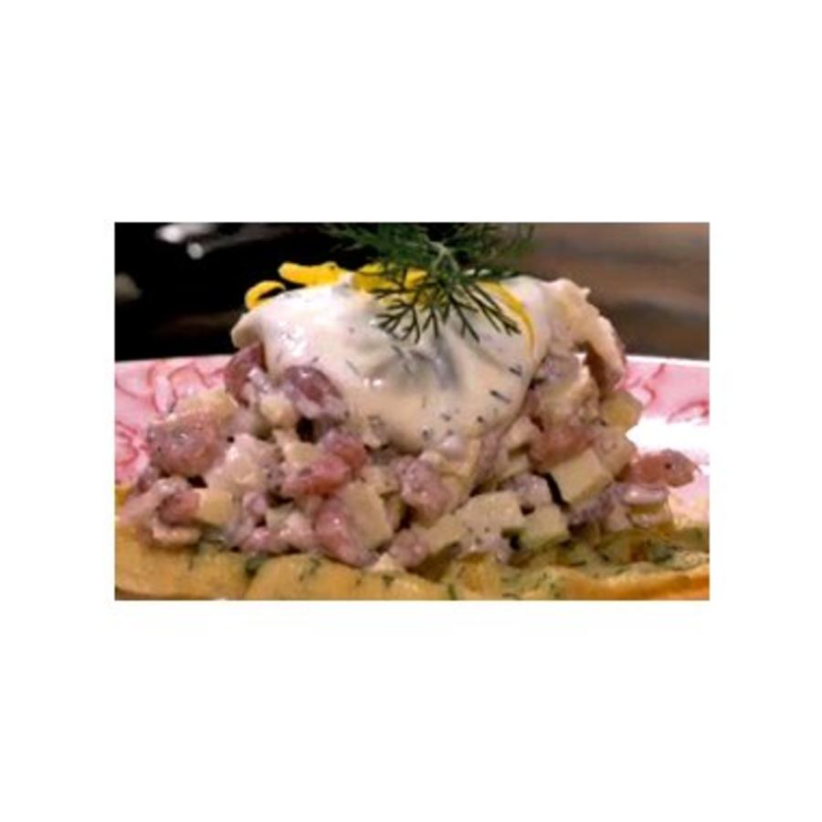 Hartige wafels met garnalensalade
